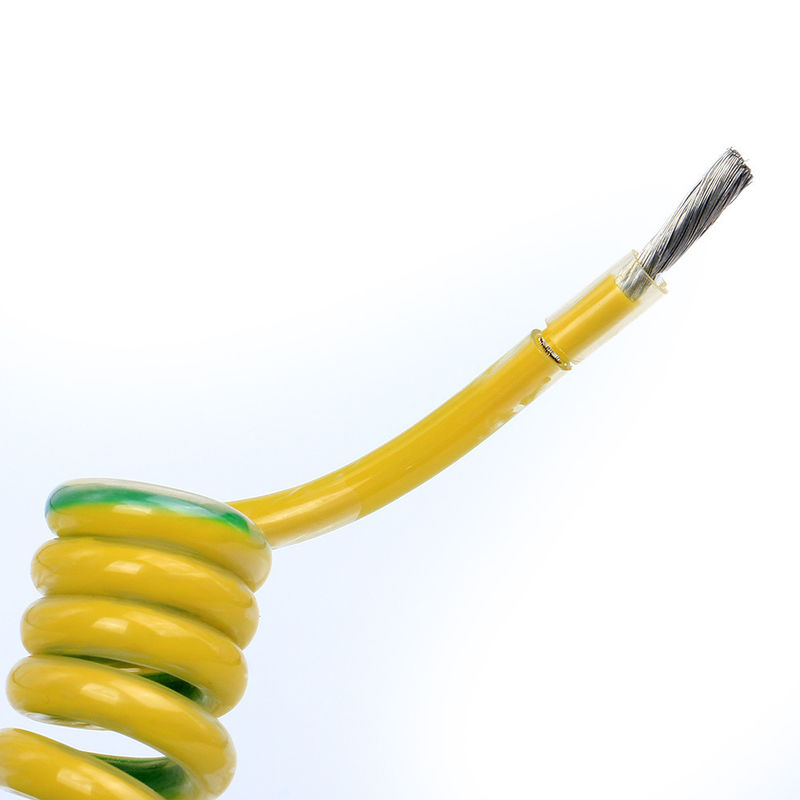 Materiale della guaina PVC 2-10 Core Retardante la fiamma Spirale a molla ricci Cavo di alimentazione per apparecchiature elettroniche