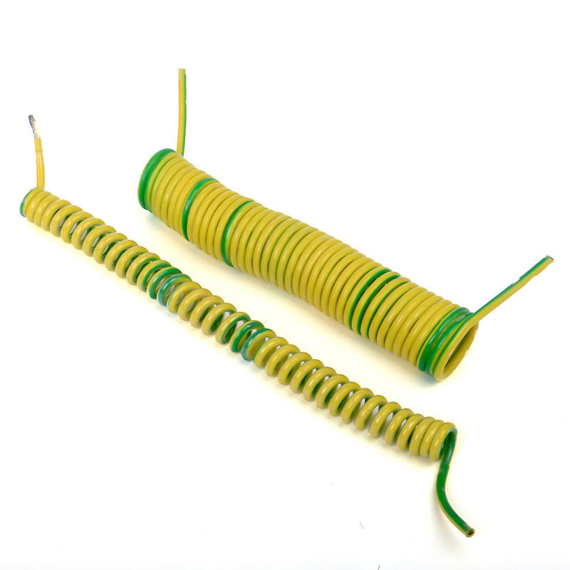 Materiale della guaina PVC 2-10 Core Retardante la fiamma Spirale a molla ricci Cavo di alimentazione per apparecchiature elettroniche